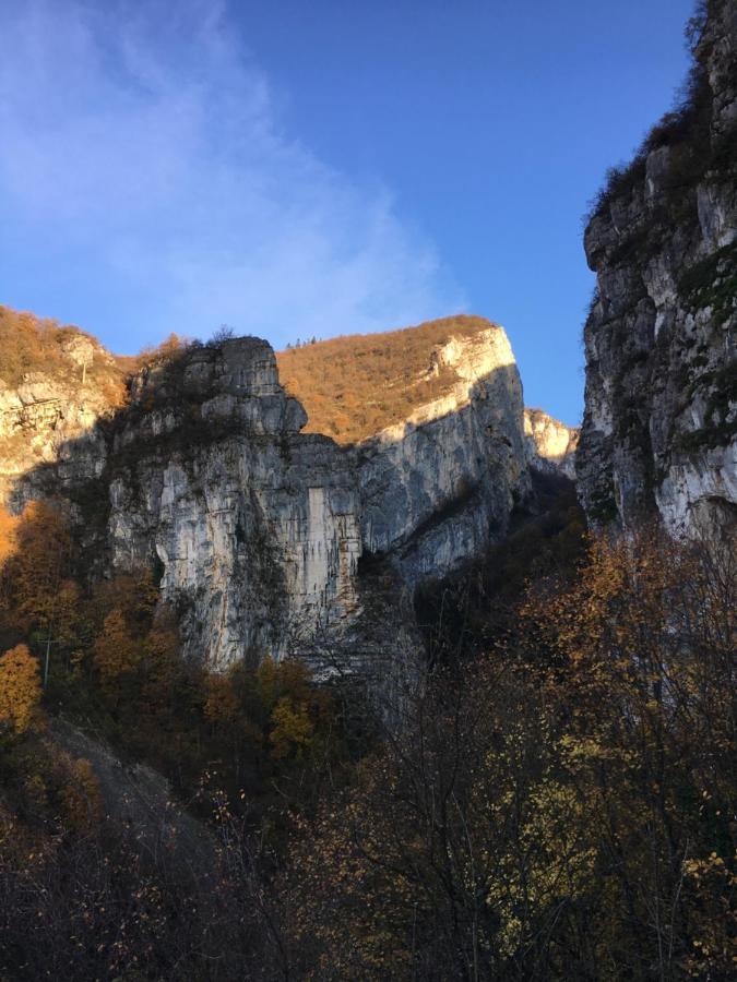 Au Pied Du Vercors Tout Est Permis La Riviere  Extérieur photo